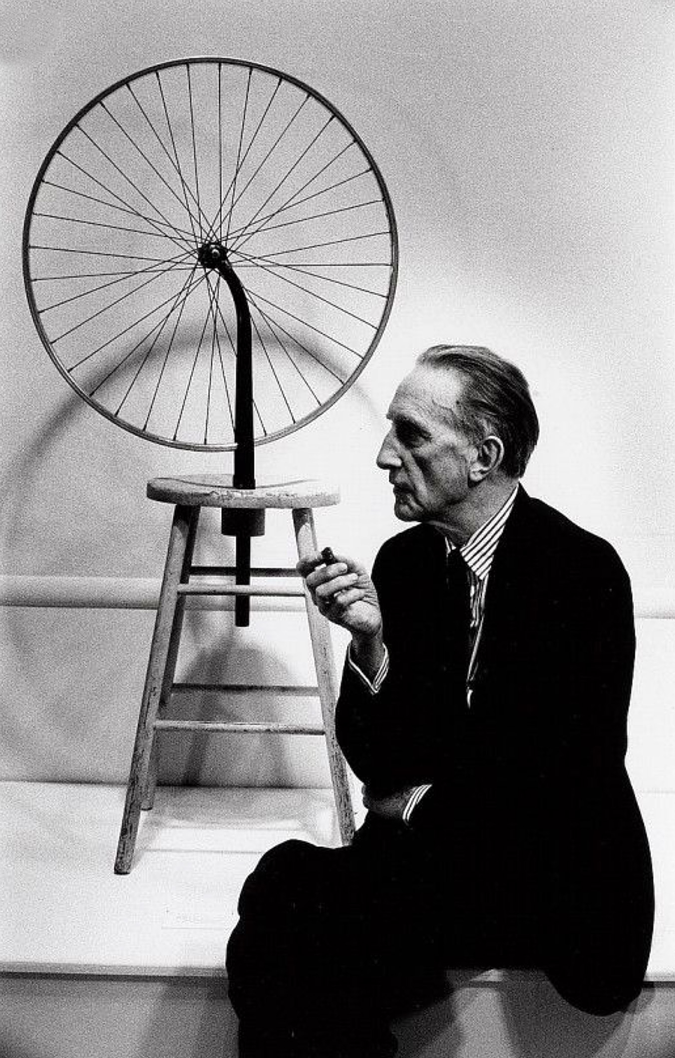 マルセル・デュシャン　自転車の車輪