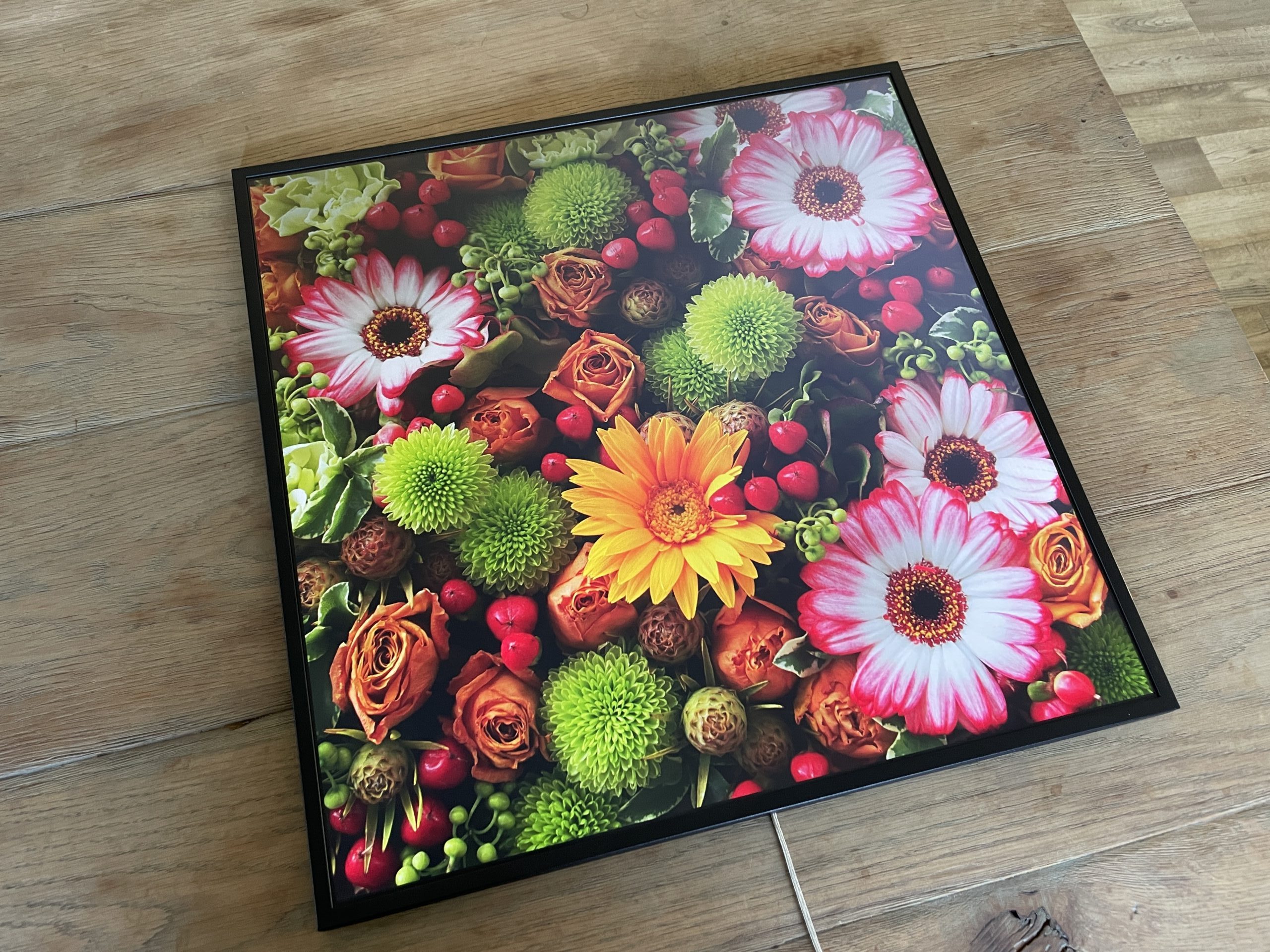 NFTアートを実際にインテリアとして自宅に飾ってみたらすごかった｜インテリアのナンたるか